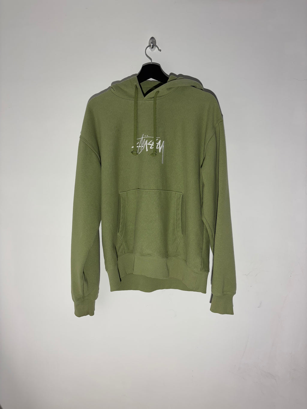 Stüssy Hoodie – Olivgrün, Größe M