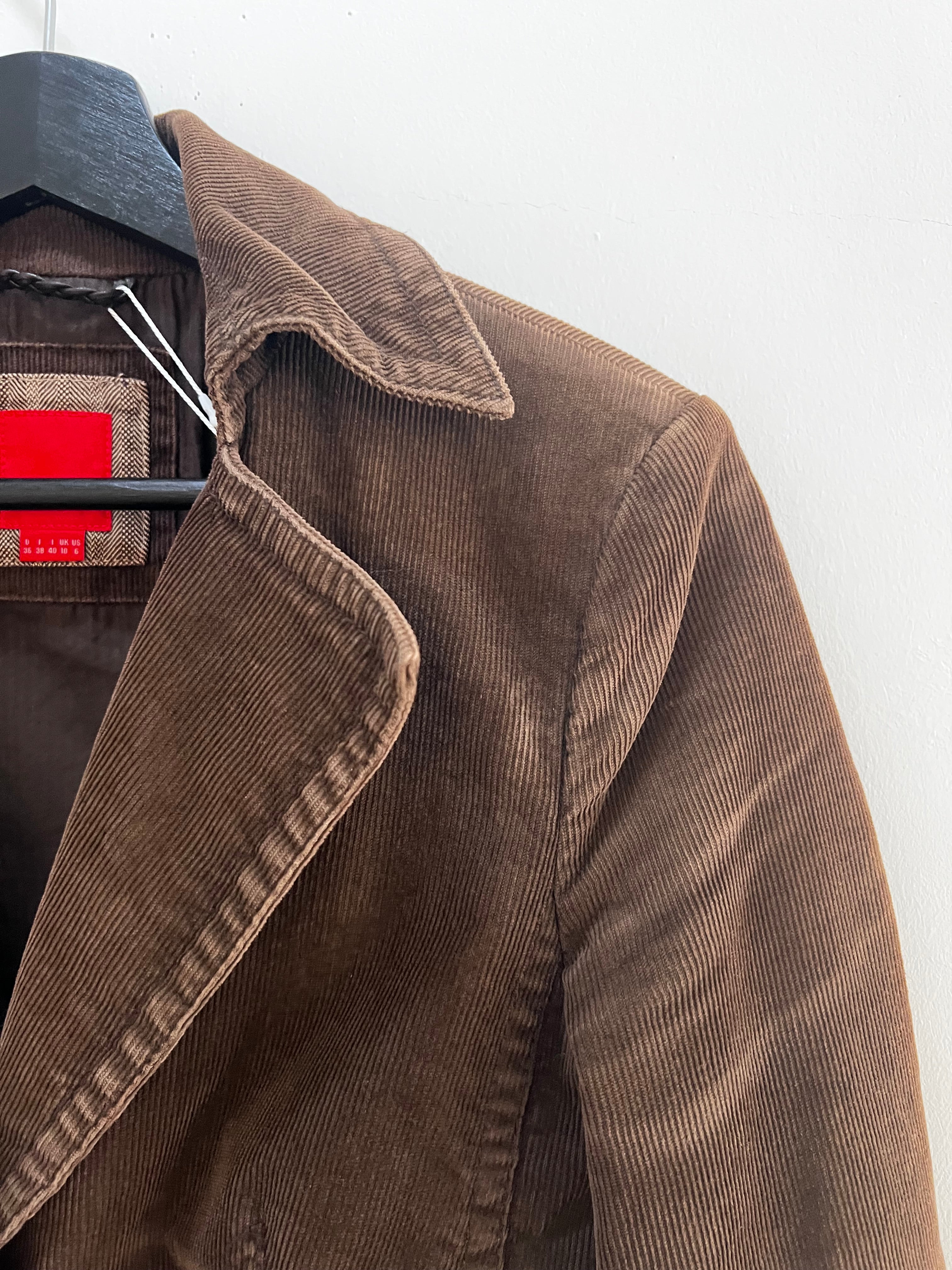 Esprit Cordblazer in Braun – klassisch & zeitlos