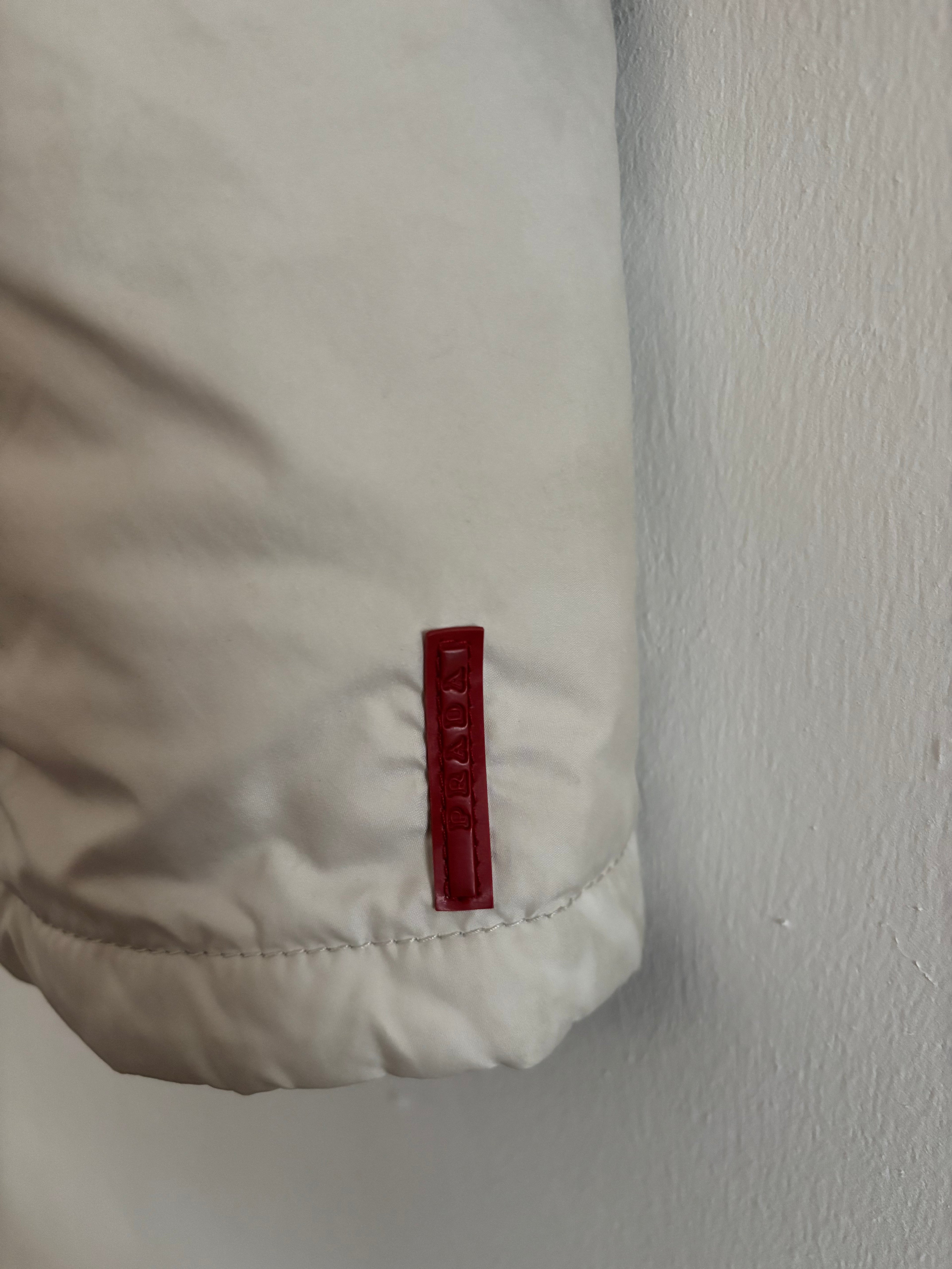 Prada Trenchcoat – Beige, Größe L