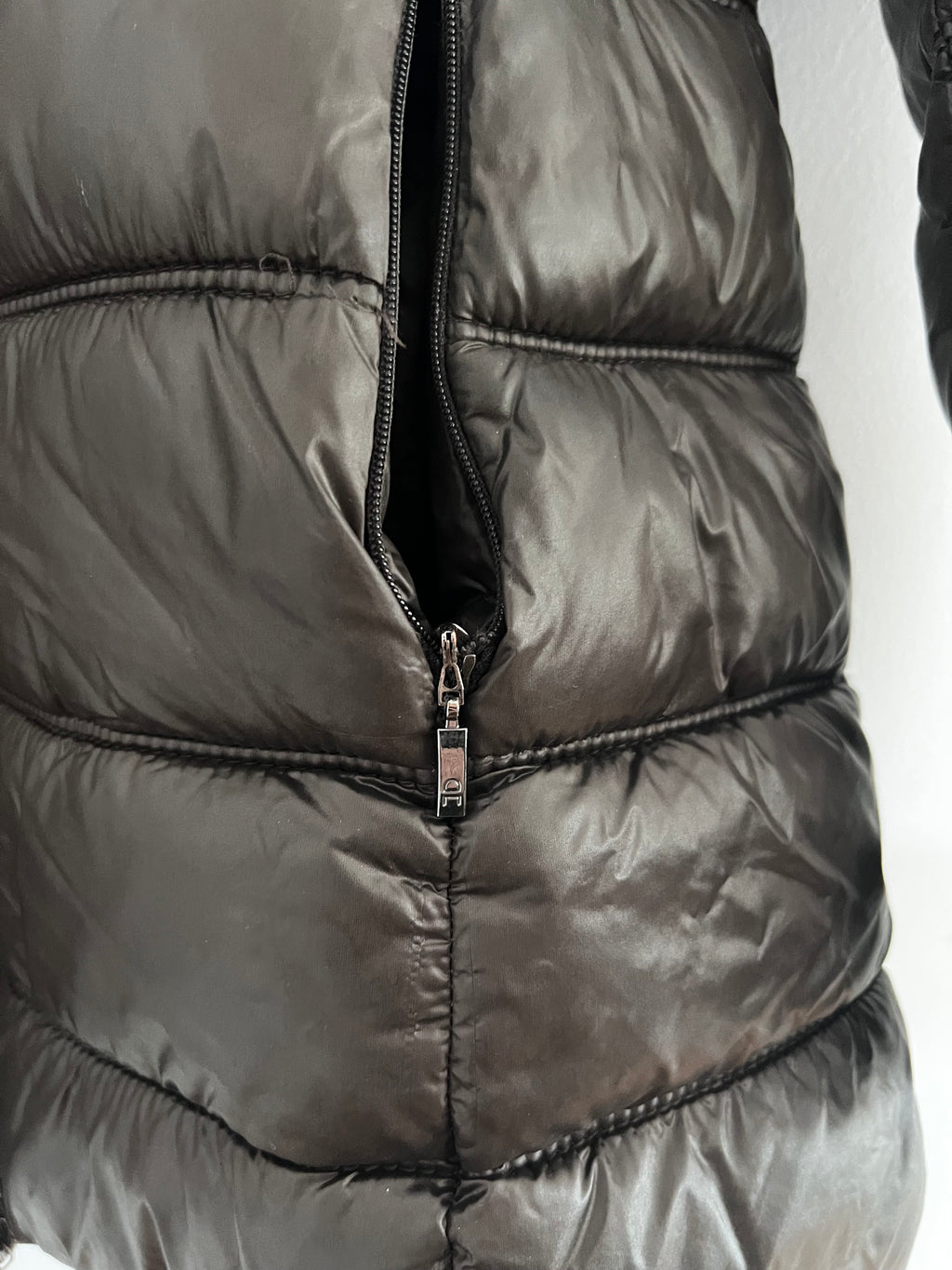 Chiara Dalba Daunenjacke – Schwarz, Größe L