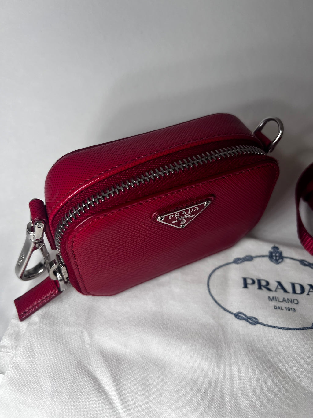 Prada Mini Crossbody Bag - Rot