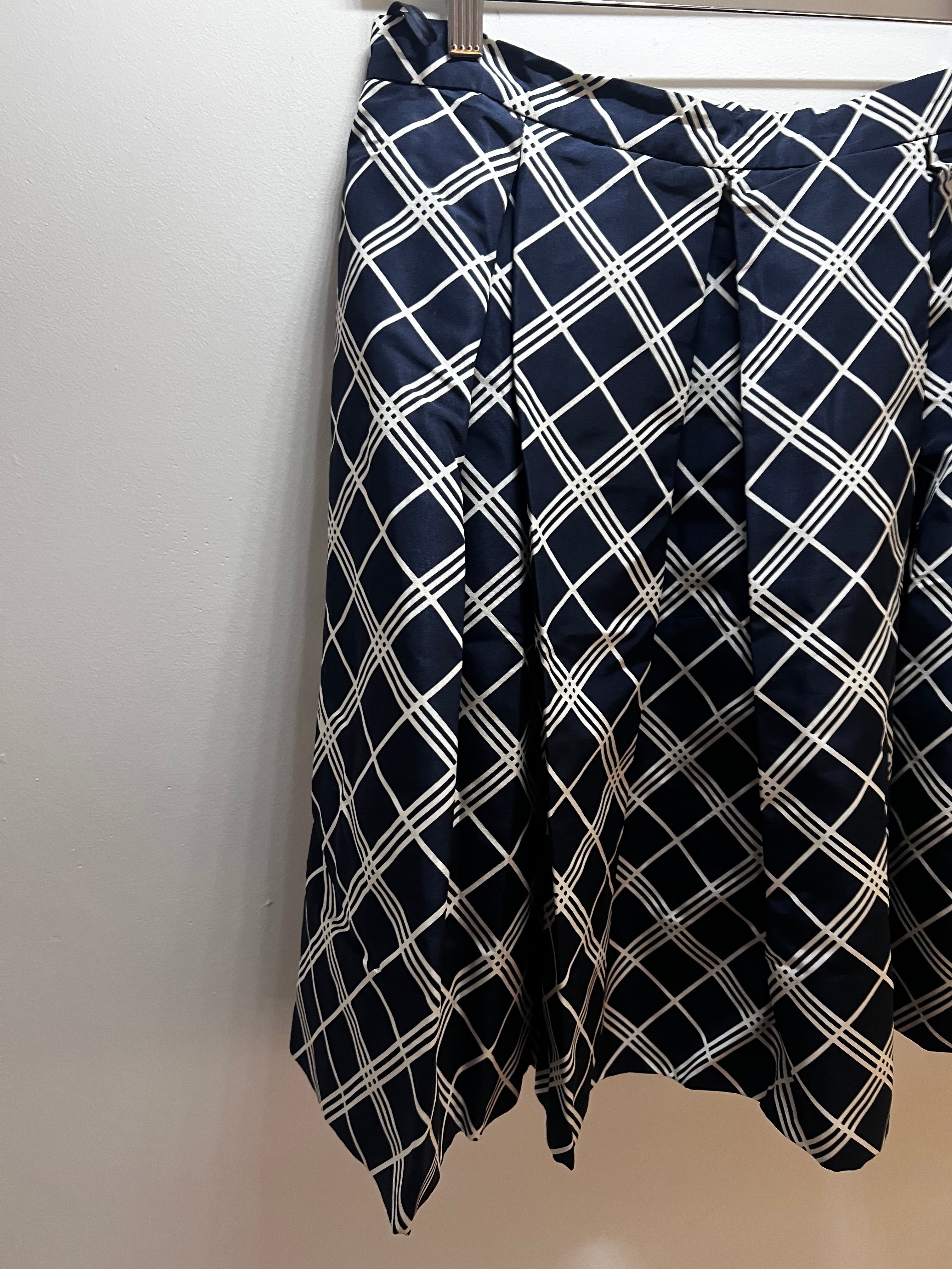 PRADA Milano – Eleganter Rock mit Karomuster