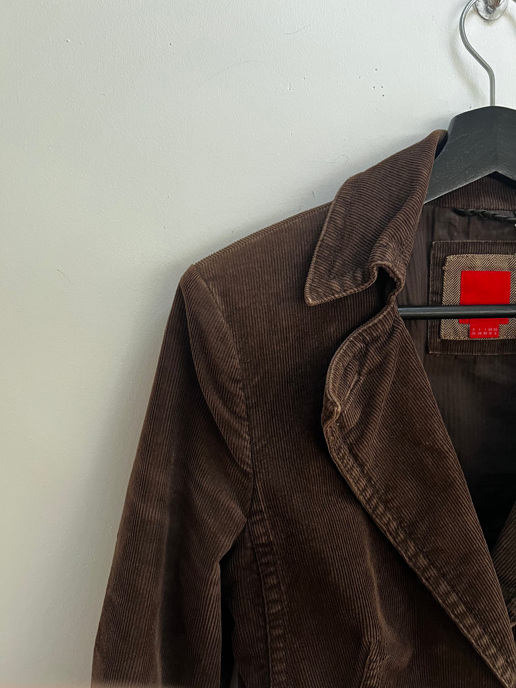 Esprit Cordblazer in Braun – klassisch & zeitlos