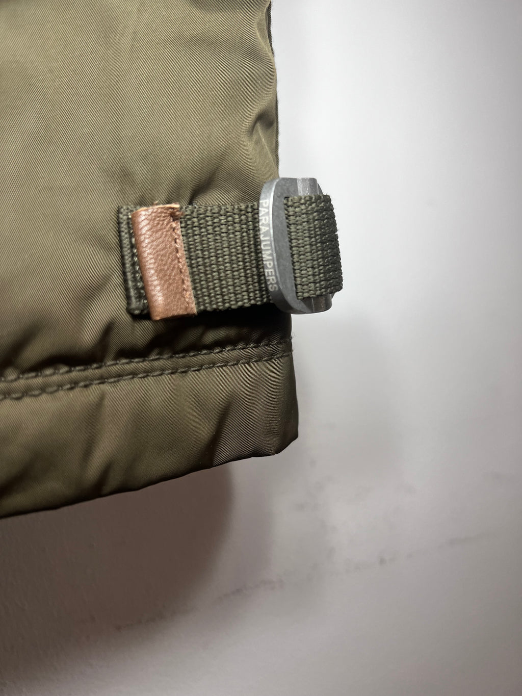 Parajumpers x Harris Tweed Winterjacke – Gr. M – Echtfellkapuze