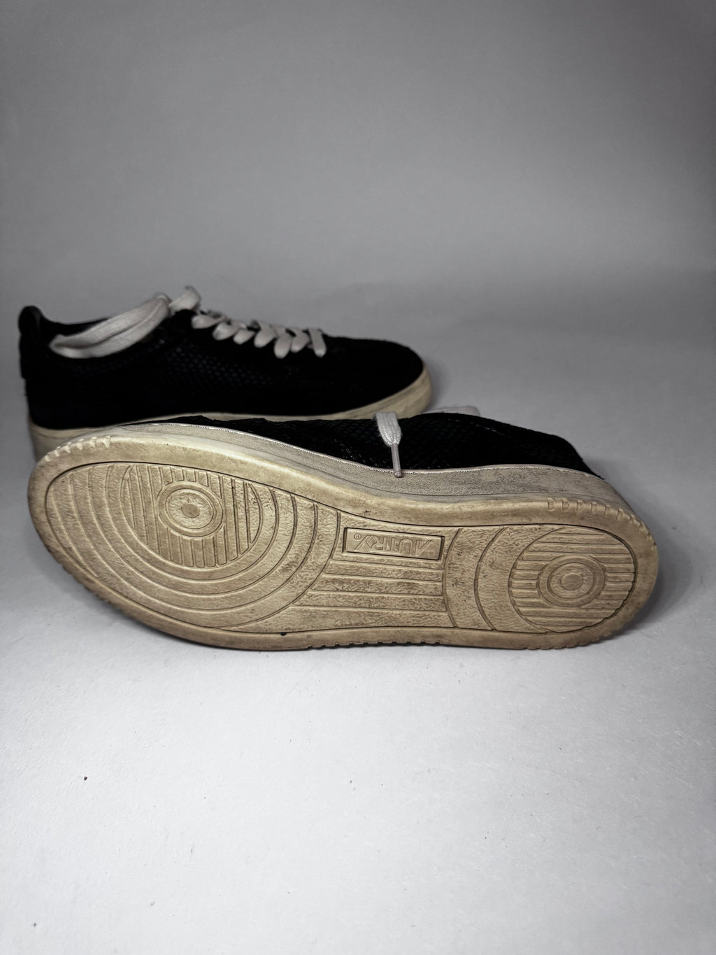 Autry Sneaker – Schwarz/Weiß – Gr. 39