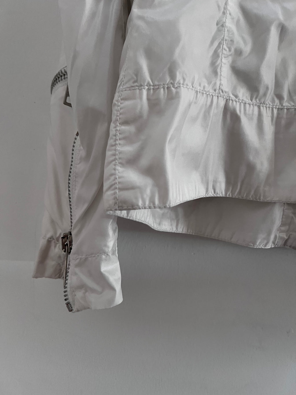 Dolce & Gabbana Übergangsjacke – elegant & zeitlos