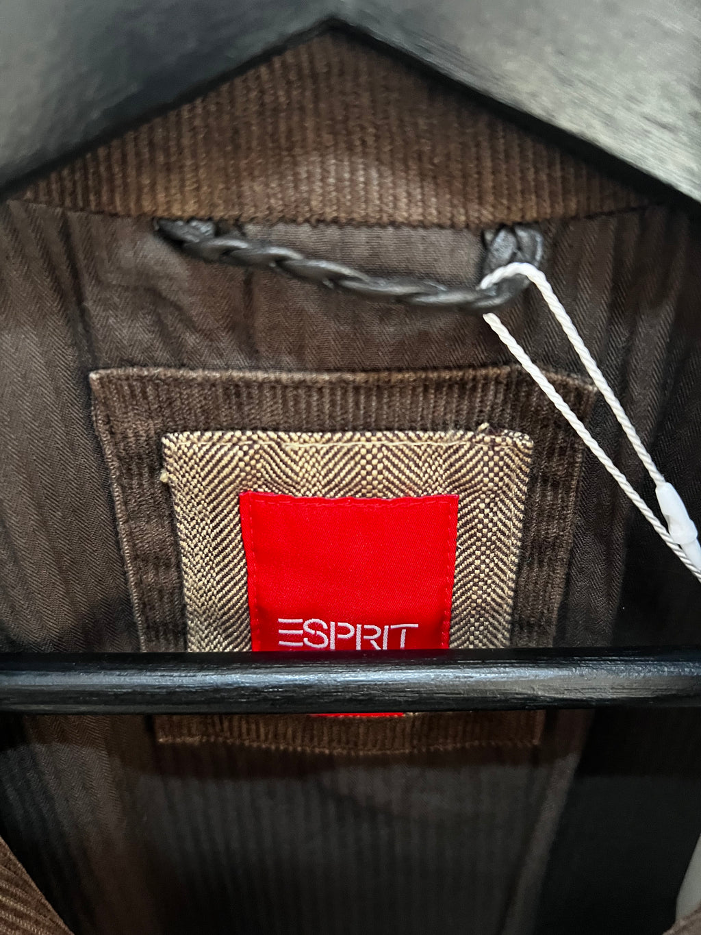 Esprit Cordblazer in Braun – klassisch & zeitlos