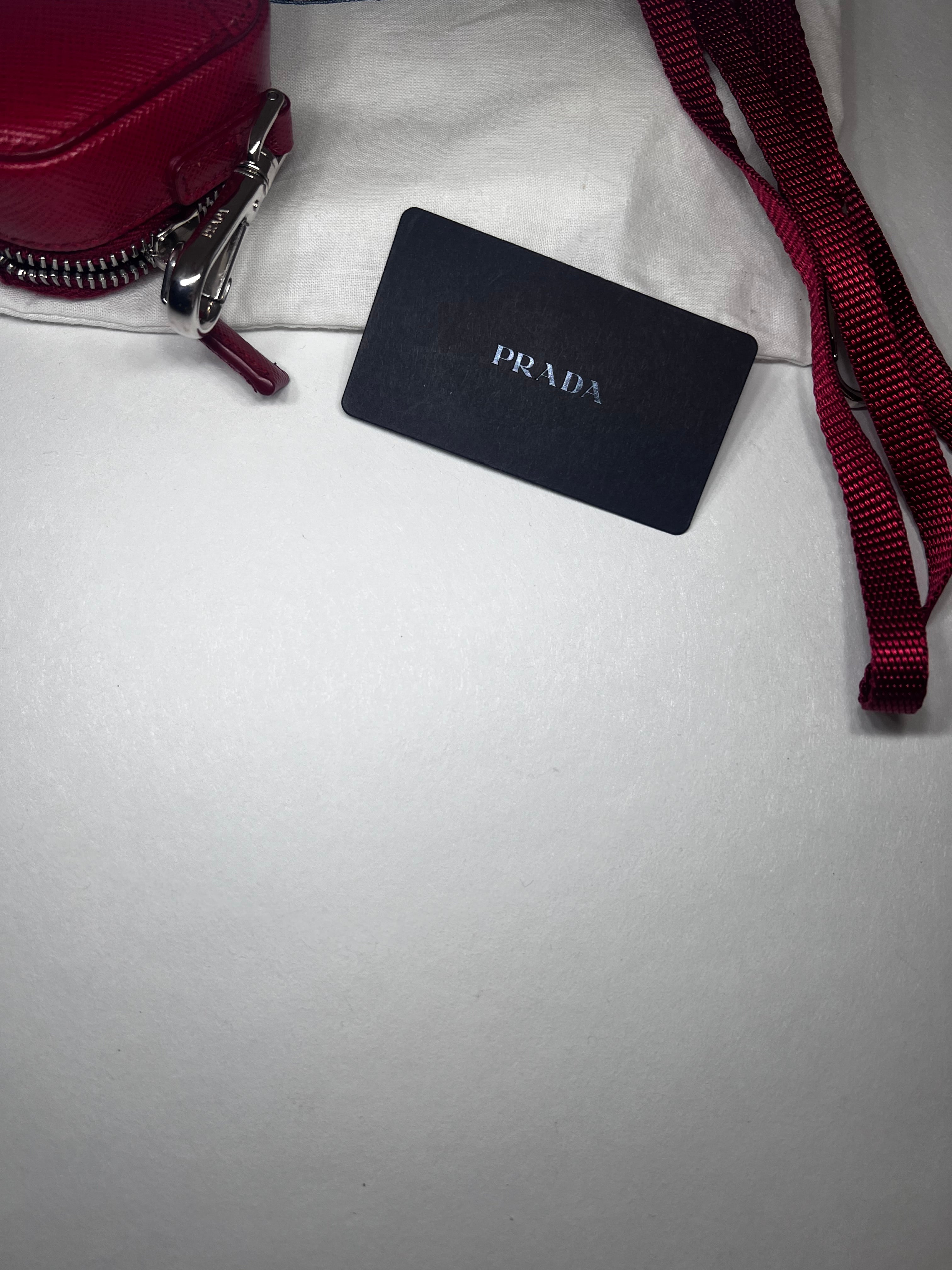 Prada Mini Crossbody Bag - Rot