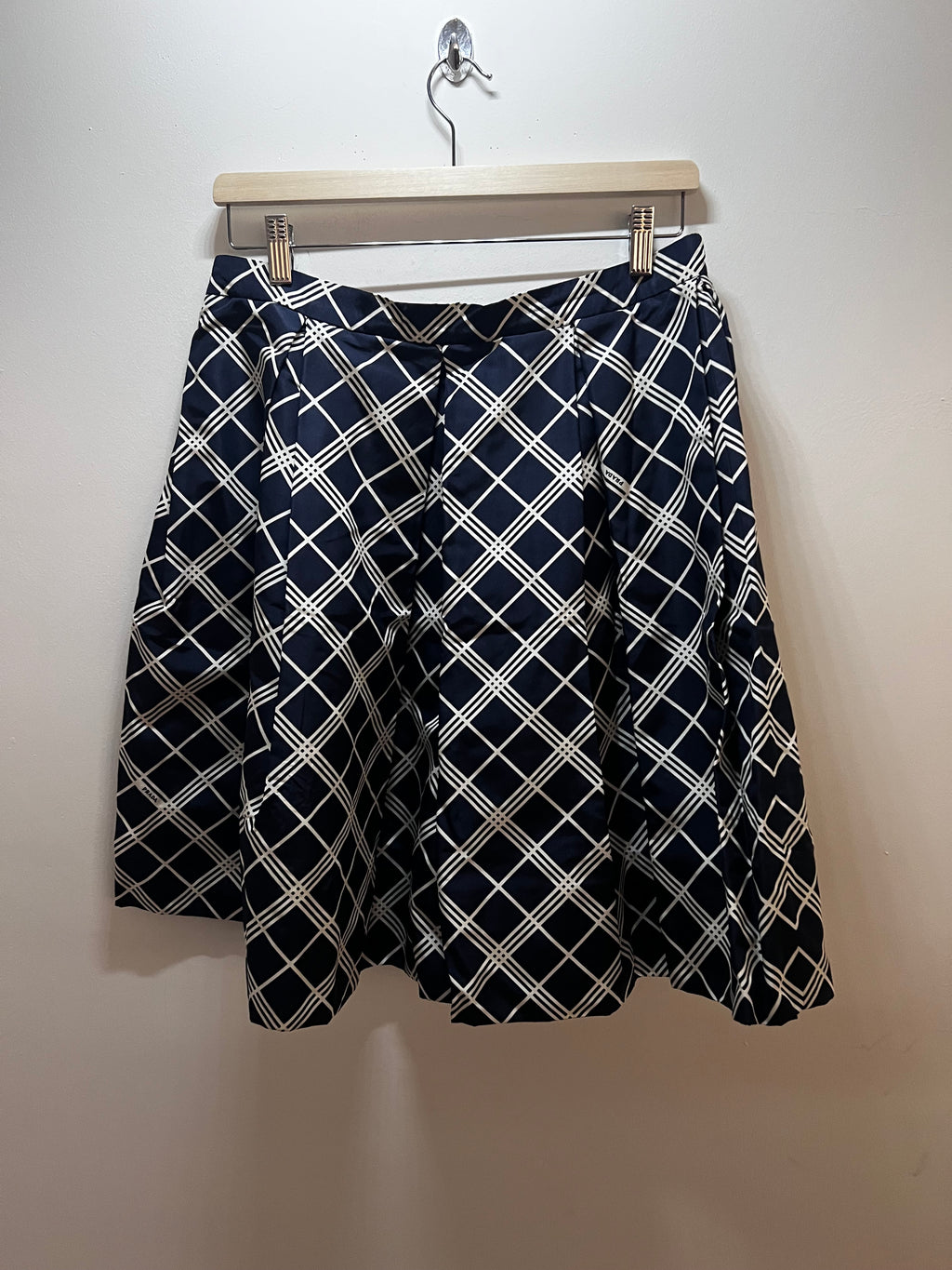 PRADA Milano – Eleganter Rock mit Karomuster