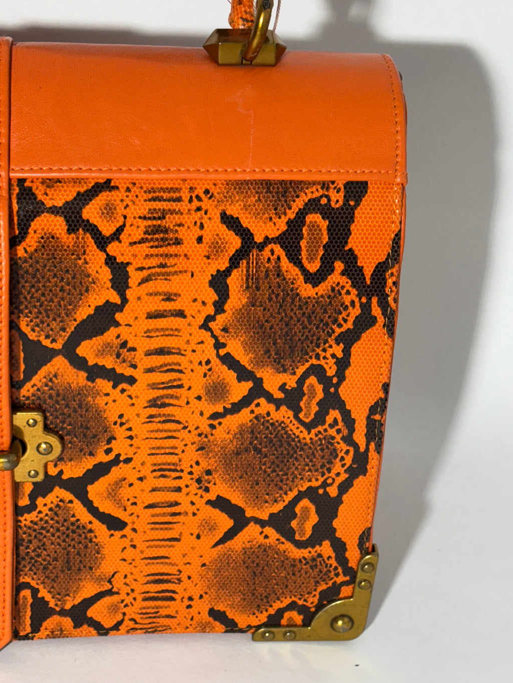 Designer Handtasche in Schlangenleder-Optik – Orange