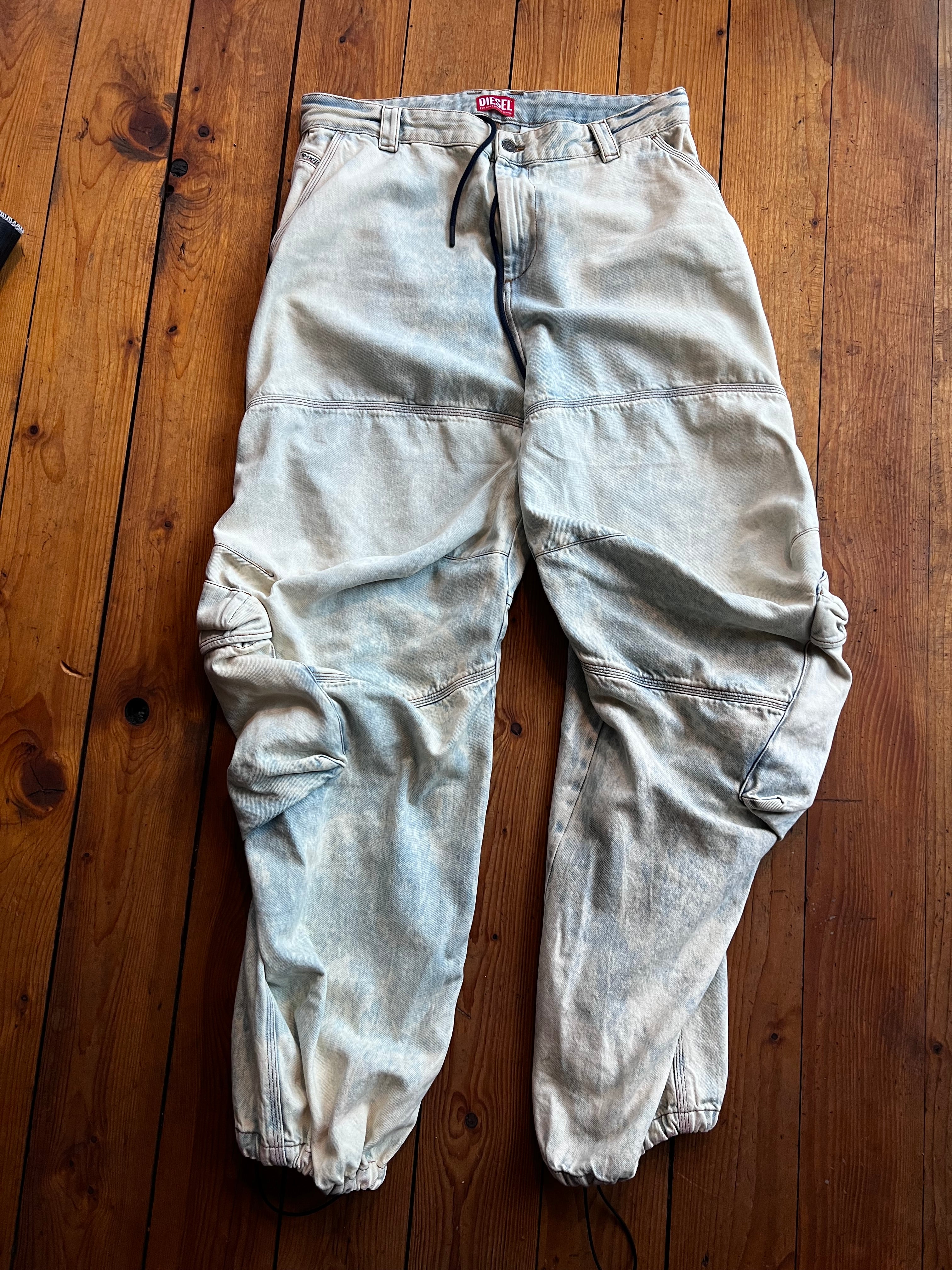 Diesel Cargo / Utility Jeans – Gr. L – Light Wash